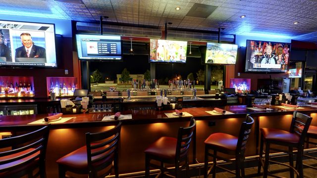 Begin Glory Days Grill Restaurant Virtual Tour: Edgewater, MD location